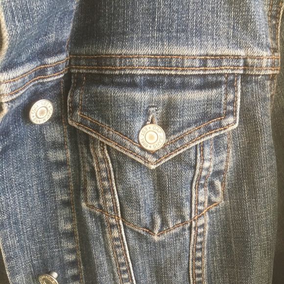 GAP stretch fit jean jacket in blue denim sz M - Picture 2 of 5